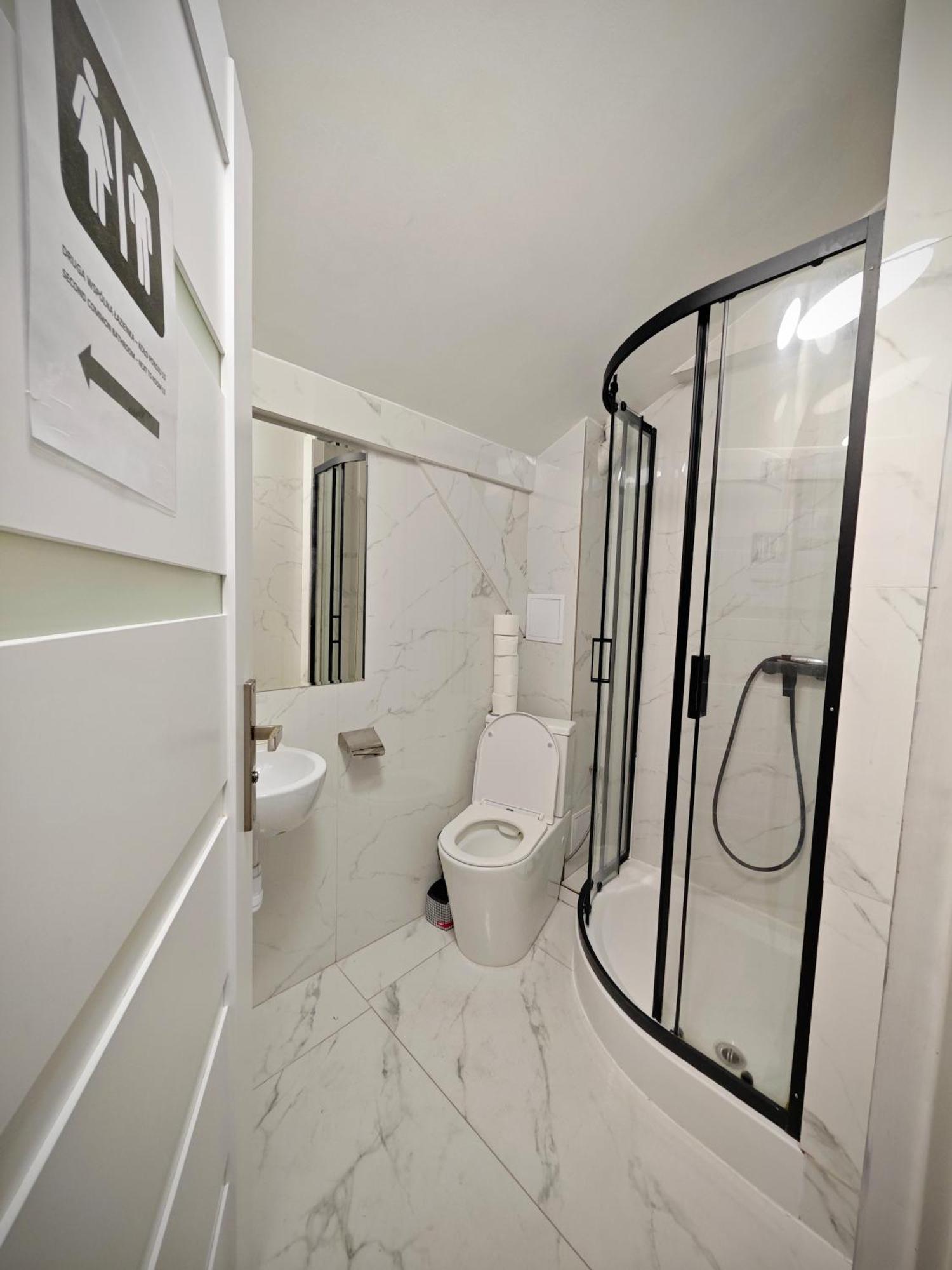 Apartamenty Hoza Attic Studio Warsaw Room photo