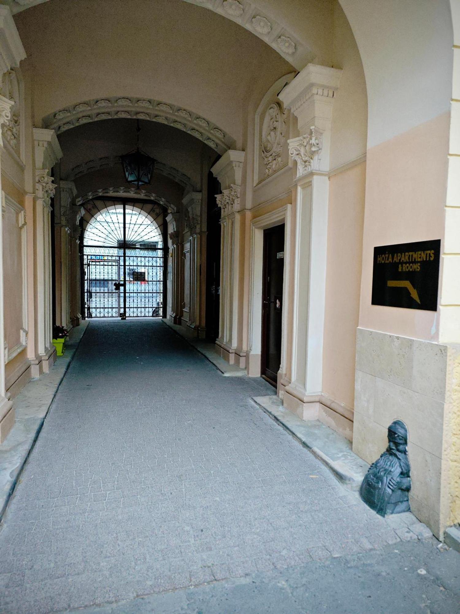 Apartamenty Hoza Attic Studio Warsaw Exterior photo